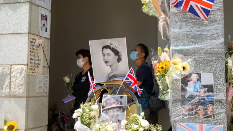 The Significance and Symbolism of the Queen Elizabeth Memorial